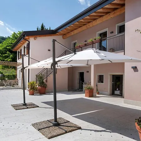 Cascina Capo